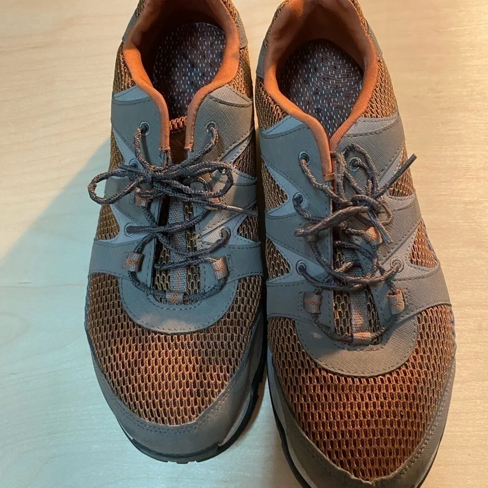 L.L. Bean Men’s Sneakers size 12W (CF)